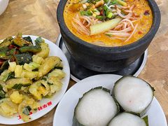 -丽华叶儿粑总汇