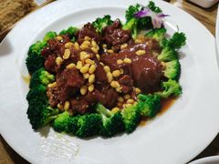 卤猪蹄-闻道食府烙饼卷带鱼(原车耳营店原大觉寺店)