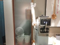 -三人行骨头王火锅(长寿店)