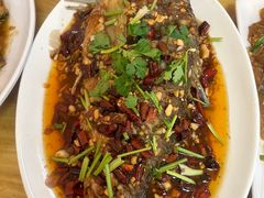 -鲁南仔·滕州炒鸡(经三路店)