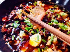 卤肥肠烧鸡公-一只烧鸡公(解放碑店)