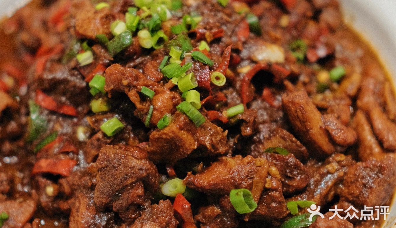 湖州‼️在“长沙街头”干辣椒炒肉拌饭🌶️馋哭