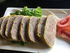-茅草房·河畔园林火锅