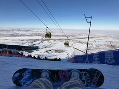 -丝绸之路山地度假区滑雪场