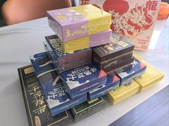 -好利来(上海虹桥新天地Lab主题店)