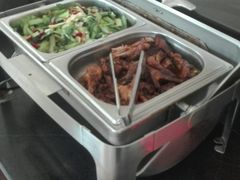 红烧鸡腿自助餐-望都服务区餐厅