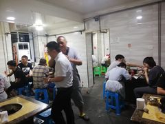 -石灰市毛记烧鸡公(解放碑店)