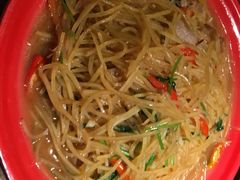 破店土豆丝-破三川·新川菜(静安大融城店)
