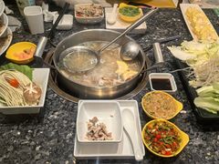 -一席地·本地鸡窝·杭帮鸡火锅(萧山银隆百货店)