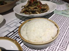 -丹江口渔村·湘味厨房(桃园店)