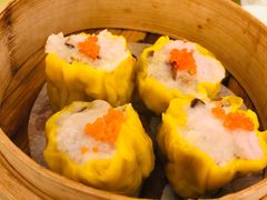 鲜虾蟹子烧麦-香港美食大酒楼