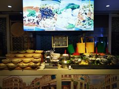 -海口绿发希尔顿酒店-田园汇自助餐·三文鱼·海鲜