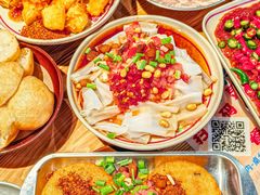 -黔二妞地摊火锅(龙华清湖店)