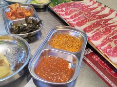 -哈哈碳都·牛肋条无限自助烤肉(台江万达店)