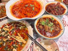 -耙吉吉川味小酒馆(本地人回头店)
