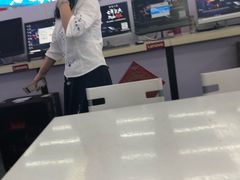 -颐高数码广场(邯郸路店)