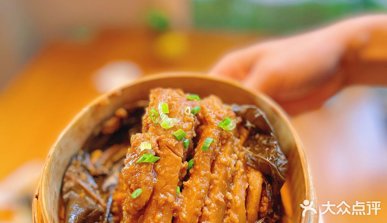 莲餐厅·湖北菜 | 十七年地道湖北味的湖北菜专家！