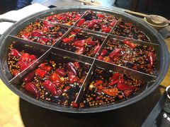 -白乐天毛肚火锅馆(南滨路店)