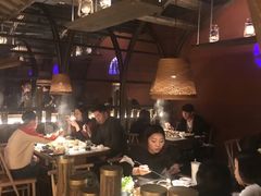 大堂-哥老官重庆美蛙鱼头(西湖银泰十一哥店)