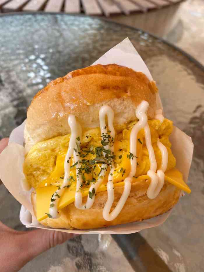 egg drop张全蛋爆蛋吐司-"我外卖点的是爆浆芝士蛋土吐司,吐司的分量.