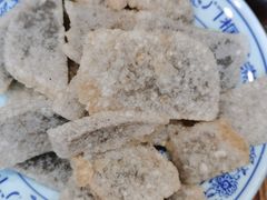 老北京炸灌肠-门框胡同百年卤煮(新街口店)