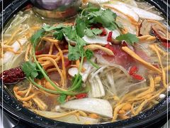 -云南印象昭通天麻火腿鸡(新疆石油花园二期店)