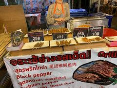 -席娜卡琳火车铁道夜市