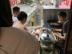 -半月镰胡姐脆皮萝卜饺子