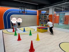 -悦动体能篮球羽毛球网球(三里河店)