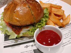 -LO CALCOW卡路力轻食主义餐厅(陆家嘴店)