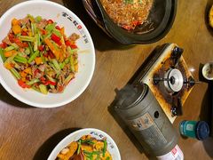 -富正毅三下锅·湘西韵味(天门山索道店)