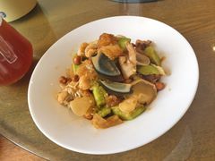 -赶海部落海鲜城(海阳路店)