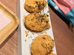 -街角等你.大连海鲜烧烤(西安路店)
