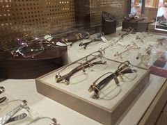 -茂昌眼镜(南京东路店)