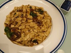 -缤圣源中国清真菜(群力店)