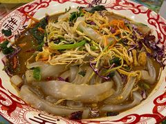 关东大拉皮-闯关东东北农家菜(崂山石老人店)