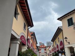 -佛罗伦萨小镇广佛名品奥特莱斯(疏港路店)