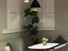 -潮一不贰·法式甜品·生日蛋糕·西式简餐(外滩店)