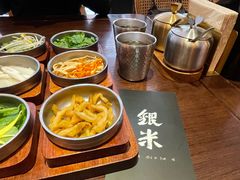 -银米·云南传统过桥米线(双廊黑金冠店)