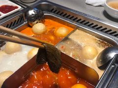 -海底捞火锅(金山百联店)