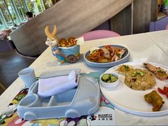 -水桶王国主题餐厅·聚会·生日派对·亲子活动·家庭套餐(亚龙湾希尔顿店)