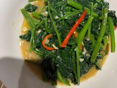 -炆艺乳鸽·煲仔饭大排档(望京来广营店)