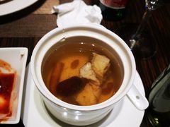 -大中华希尔顿酒店-念自助餐·嗨啤·小龙虾