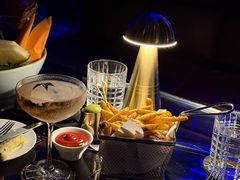 -OZONE 顶楼酒吧(香港丽思卡尔顿酒店)