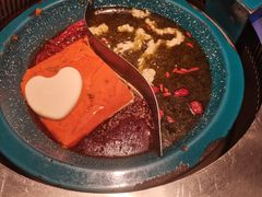 -吼堂老火锅(湖滨银泰in77店)