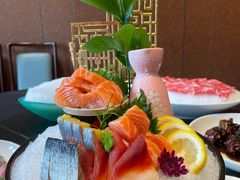 -鼎泰亨·海鲜牛肉餐厅(滨江店)