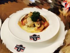 -5号公路餐厅(曼哈顿店)