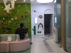 -菲越企鹅眼科(龙湖天街店)