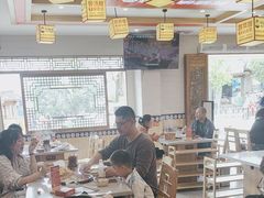 -阿婆情腊排骨火锅(金虹路店)