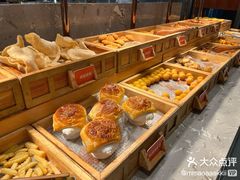 -山焱·炭火自助烤肉(周浦万达店)